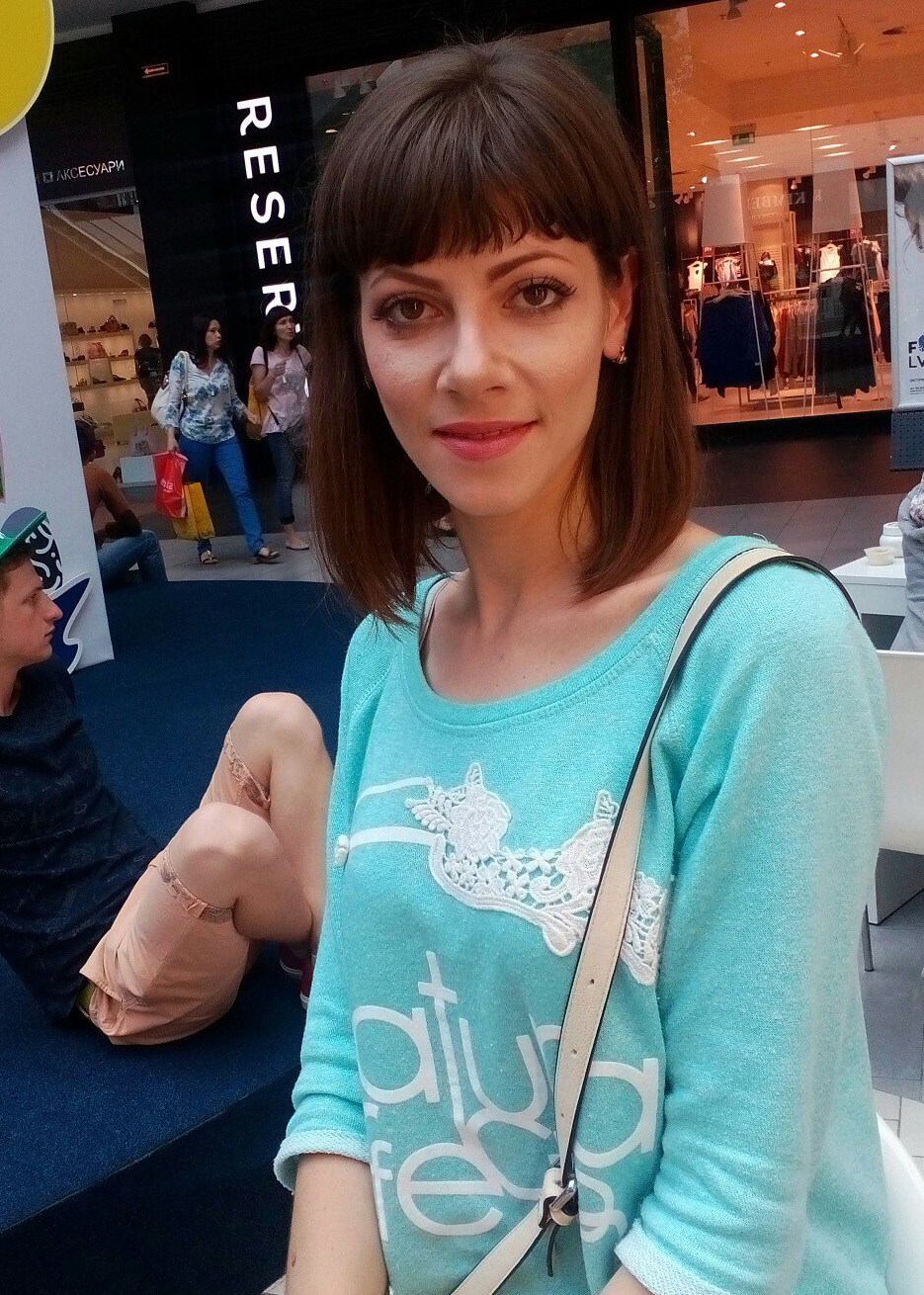 Russian Bride Oksana age: 37 id:0000176495