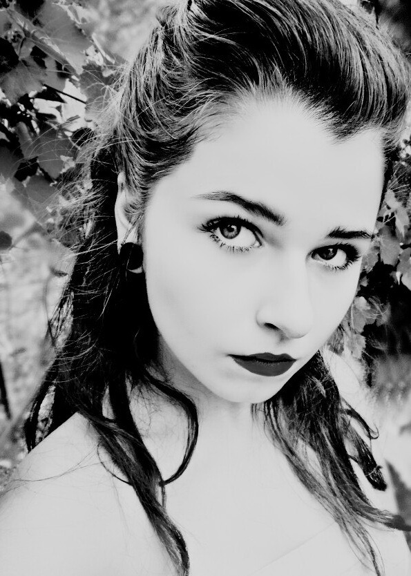 Russian Bride Valeria age: 27 id:0000176739