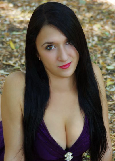 Russian Bride Olga age: 32 id:0000185101
