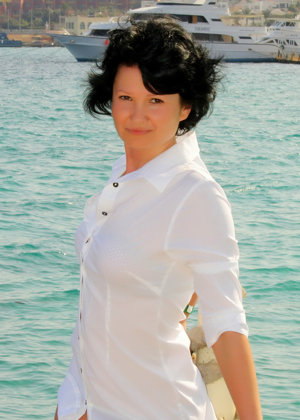 Russian Bride Yanina age: 46 id:0000188434