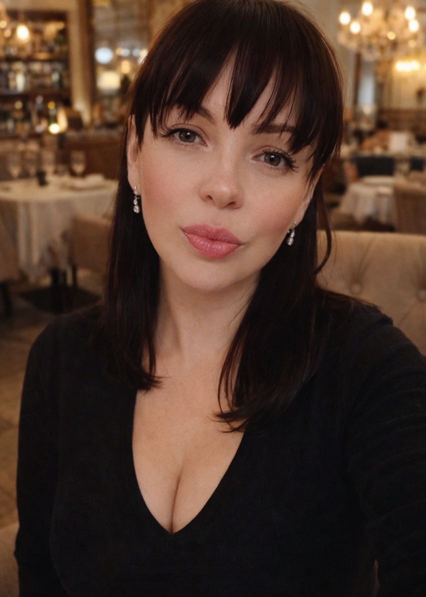 Russian Bride Karina age: 38 id:0000204162