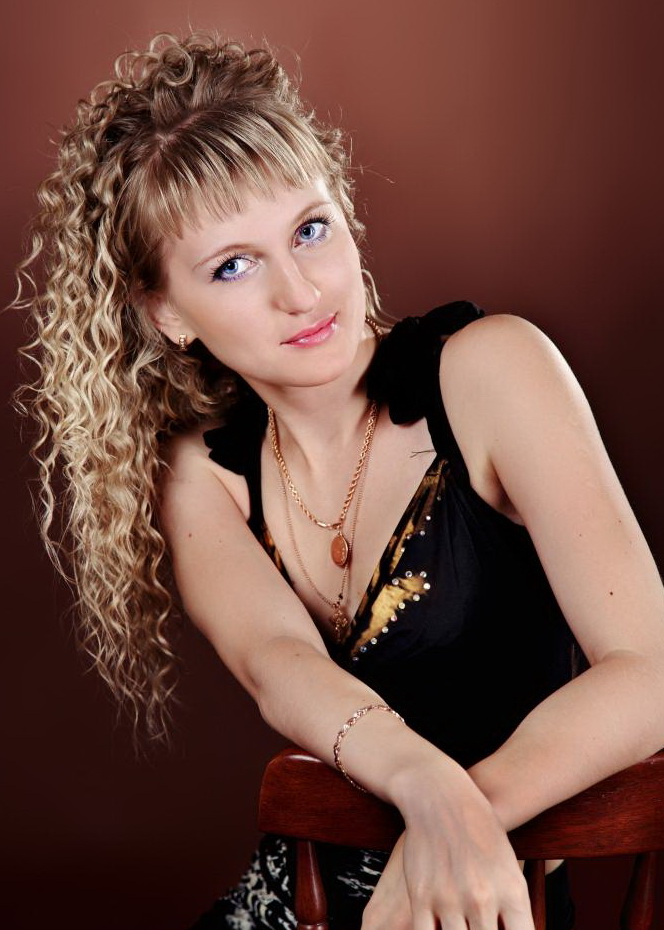 Russian Bride Viktoria age: 41 id:0000196514