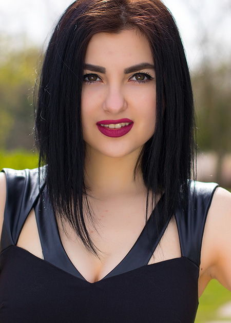 Russian Bride Irina age: 28 id:0000185872