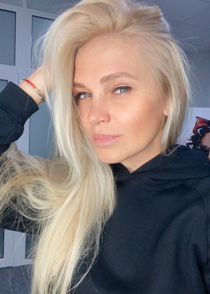 Russian Bride Mariana age: 44 id:0000201985