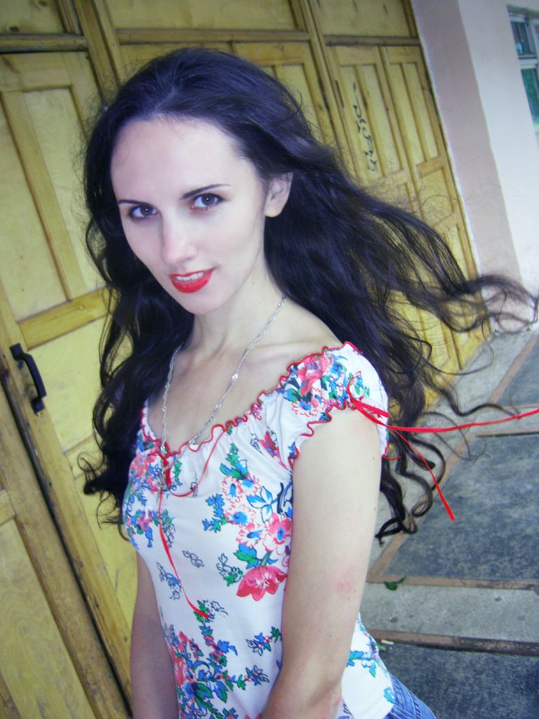 Russian Bride Alexandra age: 37 id:0000014268