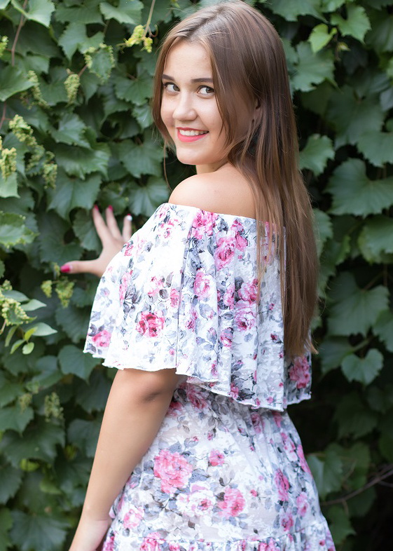 Russian Bride Marina age: 33 id:0000186590