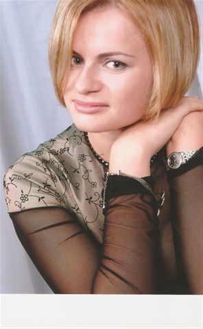 Lugansk Girls. Free dating site, chat and contact without any limitations.