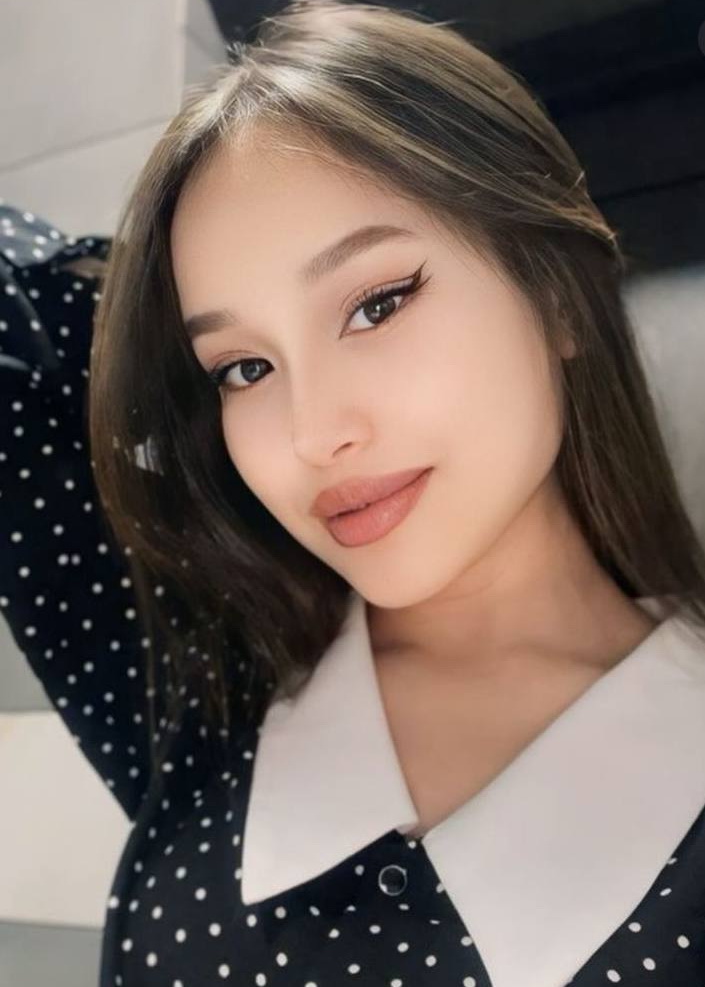 Russian Bride Meerim age: 20 id:0000203523
