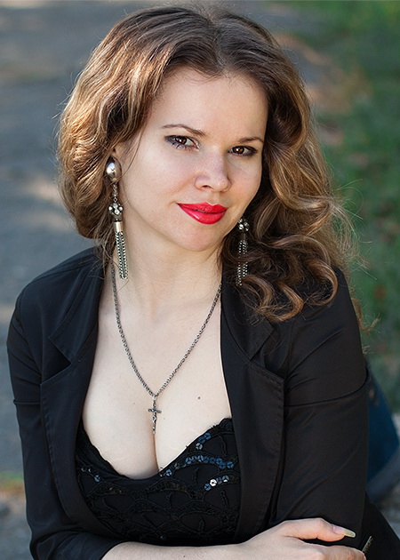 Russian Bride Elena age: 37 id:0000183290
