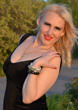 Juliya, Ukraine bride for romantic