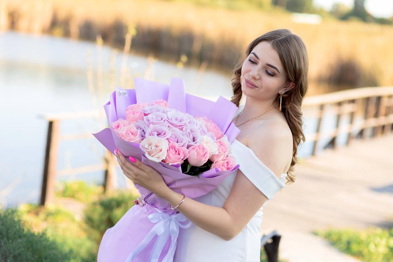 Karina, Ukraine bride for romantic