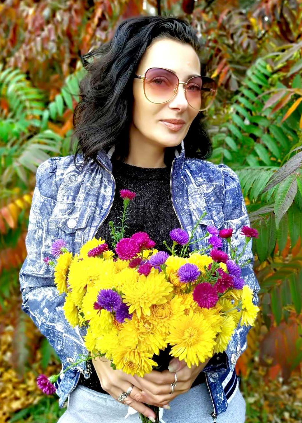 Russian Bride Elena age: 43 id:0000193827