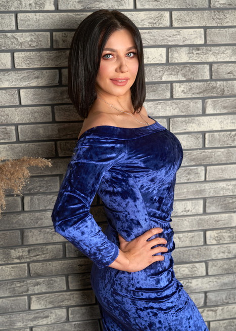 Russian Bride Oksana age: 45 id:0000199466
