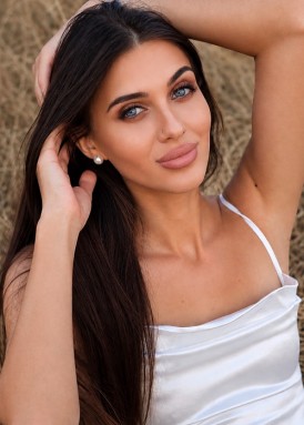 Ukrainian bride Iryna age: 33 id:0000204523